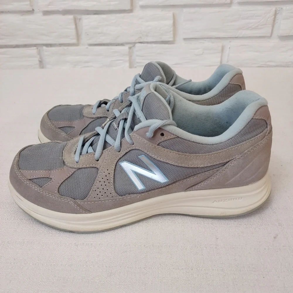 New Balance Men's Sneakers Size 9.5